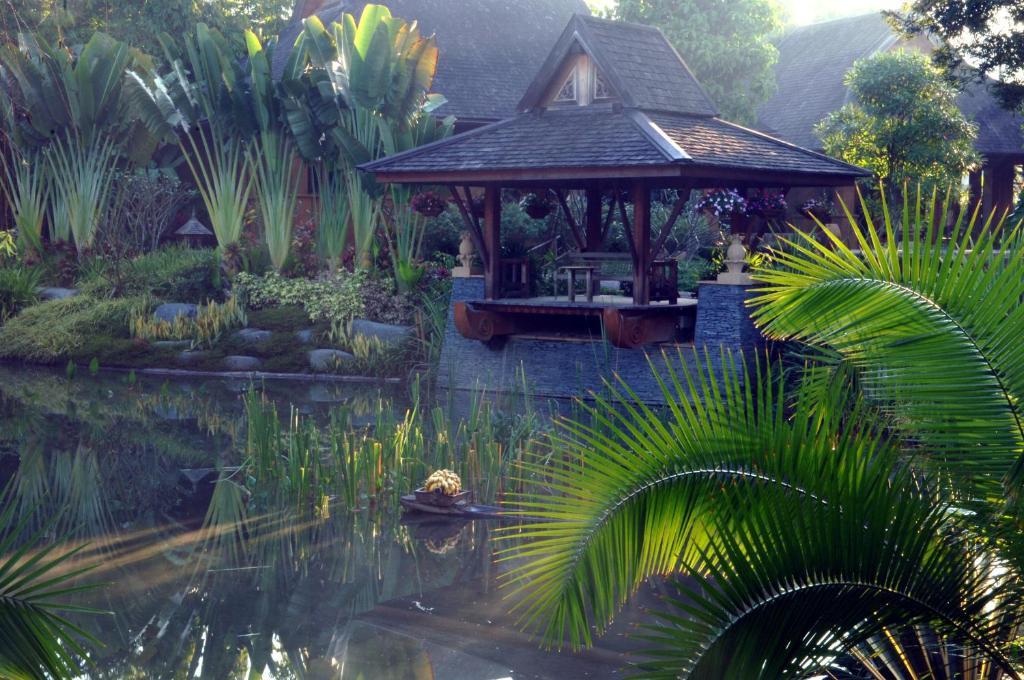 Howie'S Homestay Mae Rim Exterior foto